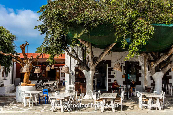 Taverne in Kattavia, Reisebildband Rhodos