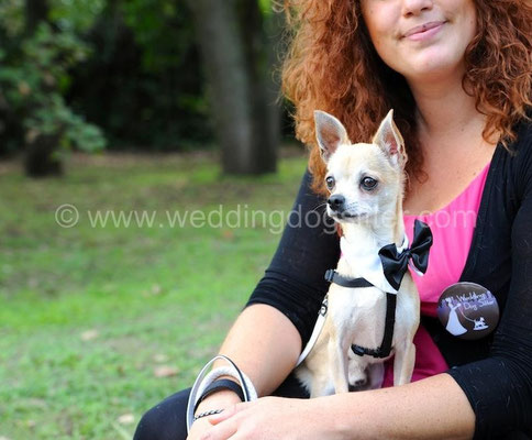 ELISA GUIDARELLI CON CHIHUAHAU ABBAZIA DI FARFA