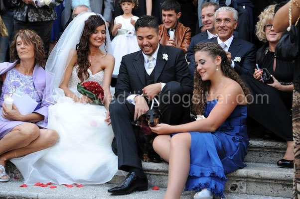 FOTO DI FAMIGLIA CON IL CANE LA COLLINETTA ROMA CHIESA S. Martino ai Monti