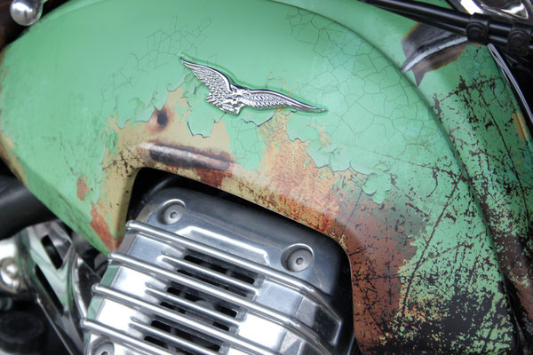 Motorrad Design und Folierung Moto Guzzi 1400 Colorado by Custom Company