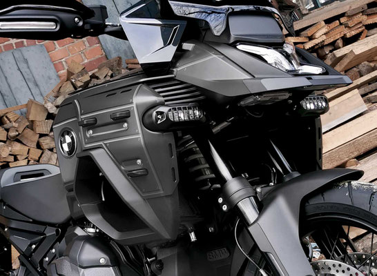 Kein Dekorsatz, kein Airbrush - Design auf Folie und Motorrad folieren einer BMW R1300GS Adventure