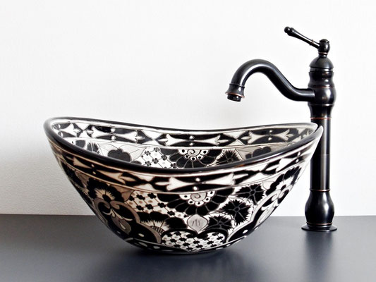 Aufsatzbecken oval mit schwarzem Talavera-Muster, Black Edition für das Badezimmer