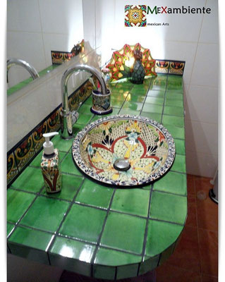 Buntes Waschbecken - Design Mexiko Einbauwaschbecken mit bunten Fliesen