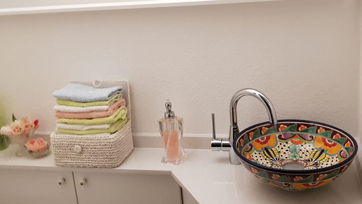 Kleines Aufsatzwaschbecken MEX2 Frida (ca. 35 cm) für Gäste-WC