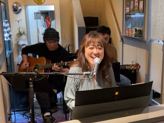 Kaoru Live gallery - singer-kaoru ページ！