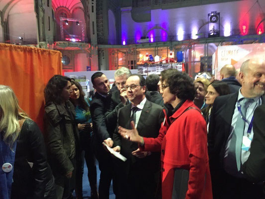 Avec Le Président de la République, François Hollande et Véronique Le Mouël, artiste