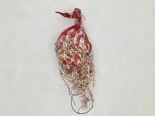 FRIEDRICH WESSBECHER Smutch It Up 1981, Wandskulptur, Papier, Kunststoff, Schnur, Acrylf