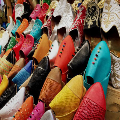 Tanzreisen für Tango Argentino | Winter-Tangoreise in den Orient | Basar Schuhe | TangoMio Tangoreisen | copyright NOSOLOTANGO Travel