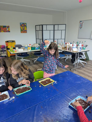 Messy experiments and big discoveries for our young scientists
