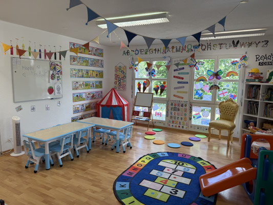 Bright and inviting Custom Kids classroom in Ehrendingen.