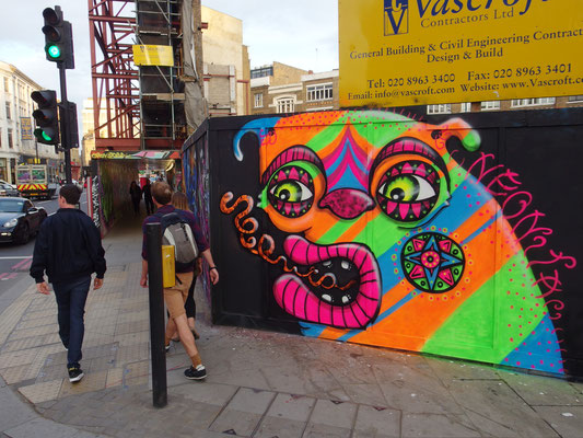 Go Glow Monster, Commerical Street, London, 2015