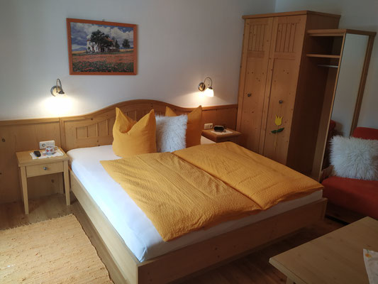 Doppelzimmer im Gästehaus Walpurga - Russbach | Dachsteinwest
