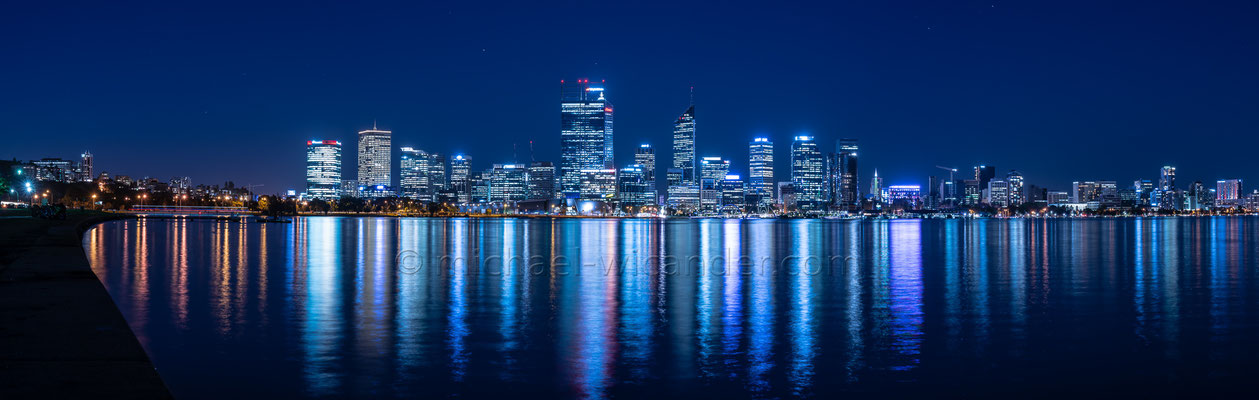 Perth Skyline Panorama 19 05
