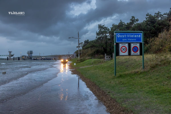 Hoog water Vlieland 5 okt 2025 (1)
