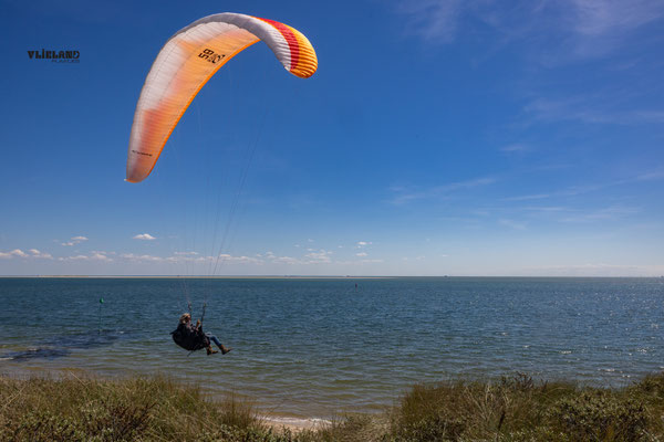 Paraglider Havenstrand, mei 2026