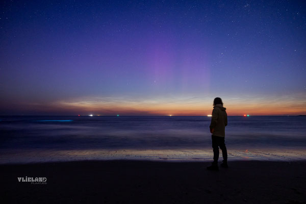Subtiel Noorderlicht in combinatie met Zeevonk en Lichtende nachtwolken ! 3 juni 25 III