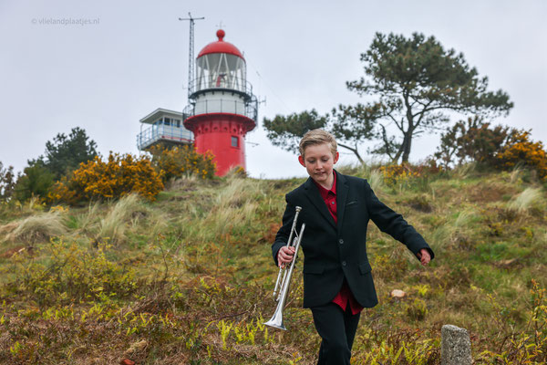 Simon op Trompet bij de vuurtoren