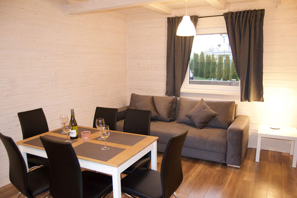 Wohnzimmer im Holzhaus