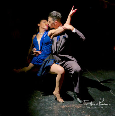 Seit dem Ende des 19. Jahrhunderts hat sich der Tango in verschiedenen Formen von Buenos Aires aus in der gesamten Welt verbreitet.