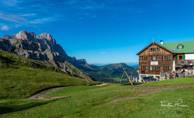 Der Bau des Schutzhauses wurde 1898 vom Dresdner Kommerzienrat Franz Schlüter veranlasst. 