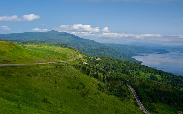 Blick vom Bihoro Pass auf den Kussharo-ko