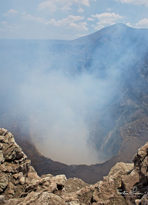 Der Name, den die indigene Bevölkerung dem Vulkan gab, ist Popogatepe, die Bezeichnung auf Nahuatl für brennender Berg 