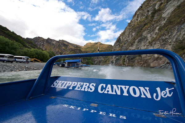 Speedboat und Scenic Drive im Skipper Canyon