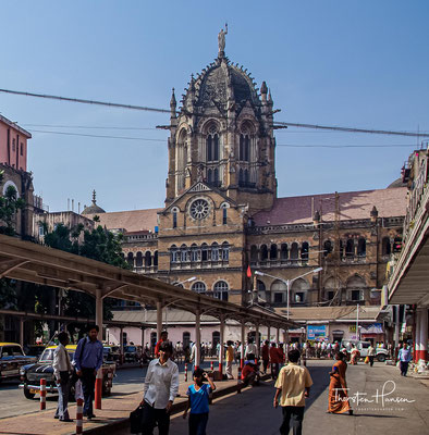 Unter der Bezeichnung Viktorianisch-gotische und Art-déco-Ensembles in Mumbai wurde im Jahr 2018 ein Ensemble von Gebäuden in der indischen Stadt Mumbai (bis 1996 Bombay) in das Weltkulturerbe der UNESCO aufgenommen.