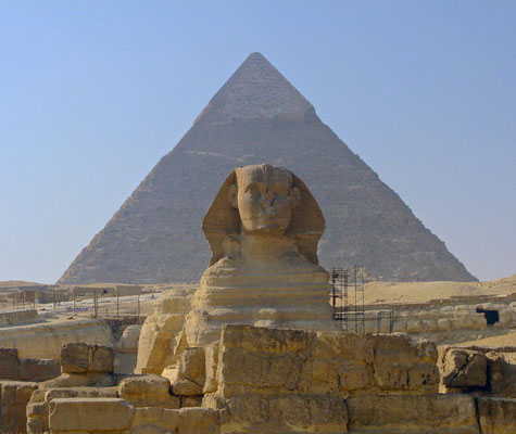 Die Sphinx mit Cheops Pyramide