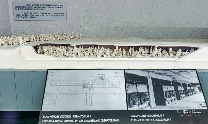 Alle vier Gaskammer-Gebäude von Lagerteil 2 (KZ A-Birkenau) gingen 1943 in Betrieb.