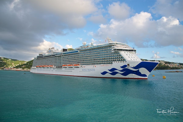 Royal Princess im Hafen von Charlotte Amalie