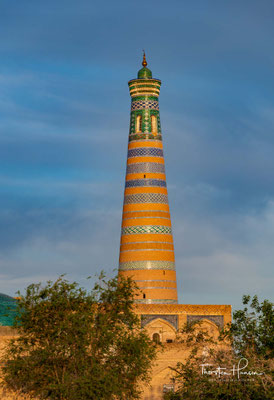  „Chiwa liegt am Rande der Wüste. Es ist eine große Stadt mit einer bedeutenden Freitagsmoschee“.