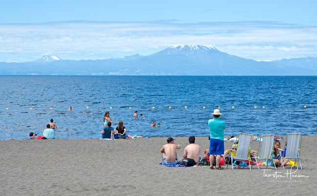 Frutillar liegt am Westufer des Lago Llanquihue, mit rund 860 km² der zweitgrößte See Chiles.
