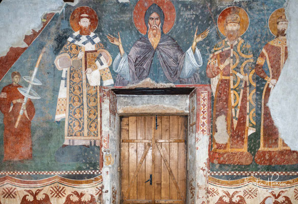 Im frühen 14. Jahrhundert von König Stefan Uroš II. Milutin gegründet, ist sie die älteste Fünfkuppelkirche der serbischen Kunst. 