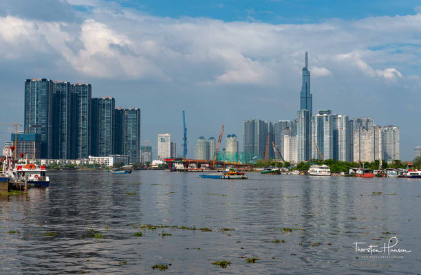 Der Saigon (vietnamesisch Sông Sài Gòn) ist ein Fluss in Kambodscha und Vietnam. Südöstlich von Ho-Chi-Minh-Stadt mündet er in den Đồng Nai, der ab dieser Stelle dann Nhà Bè genannt wird.