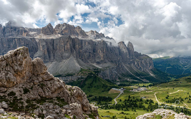 In der Sellagruppe treffen am Piz Boè drei italienische Provinzen zusammen: Südtirol, Belluno und das Trentino.