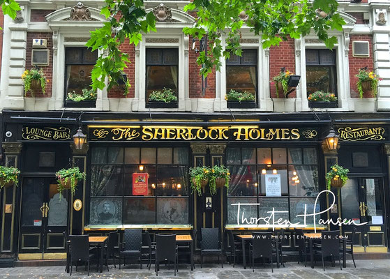 Pub in London 