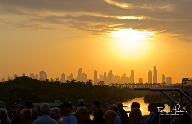 Sonnenaufgang über Panama Stadt