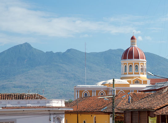 Die 1529 erstmals erbaute Kathedrale gilt als eine der wichtigsten Kolonialbauten Zentralamerikas. Der jetzige Bau stammt aus dem Jahre 1880 und wurde 1905 zum letzten Mal erneuert. Der ursprüngliche Bau wurde bei dem großen Brand 1856 zerstört.