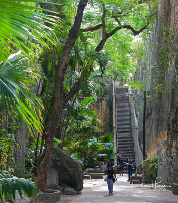 Queen's Staircase in Nassau