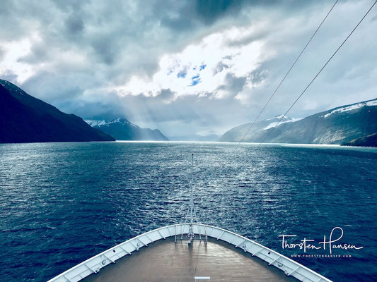 Gletscher am Beagle-Kanal mit der M.S. Zaandam 
