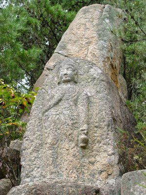 Mt. Namsan - zwischen Bäumen, Buddhas und Tempeln