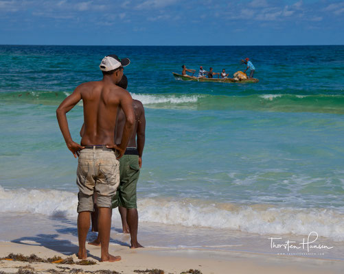  Fischer an der Playa Rincon auf der Halbinsel Samaná