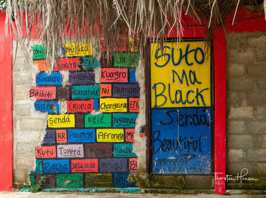 Palenque ist ein Ort ohne Polizei, an dem es keine Kriminalität gibt. San Basilio de Palenque ist in Gruppen organisiert, die ma-kuagro genannt werden. 