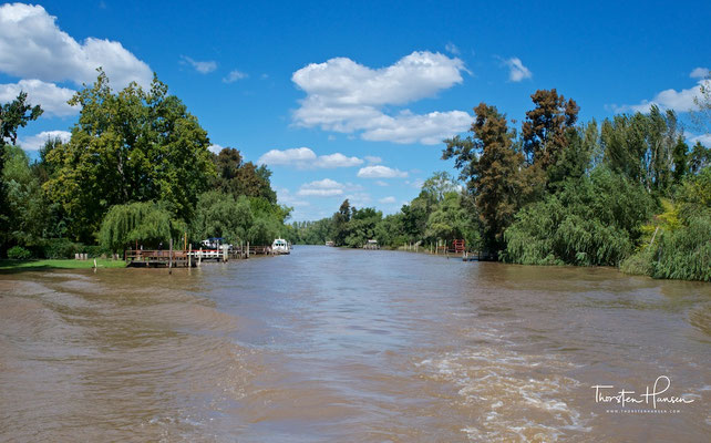 Tigre liegt im Norden des Ballungsraums Buenos Aires (Gran Buenos Aires) im Delta des Paraná Flusses