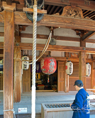 Kinkaku-ji (jap. 金閣寺, dt. „Goldener-Pavillon-Tempel“), eigentlich Rokuon-ji