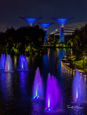 Diese Politik der Regierung wurde vom Premierminister Singapurs, Lee Hsien Loong, am Nationalfeiertag 2005 verkündet. Die Parklandschaft entlang des Meers und am Marina Reservoir soll ein anziehendes Erholungsgebiet für die Stadtbevölkerung werden. 