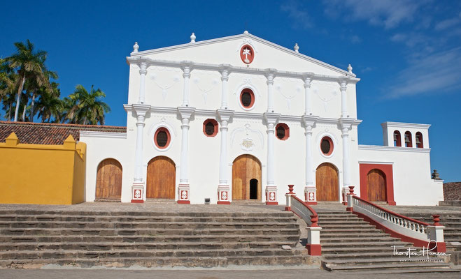 San Francisco-Kloster: Es wurde 1529 von Bruder Toribio Benevante Motolina gegründet, einem Franziskaner (OFM). Um 1835 wurde es auch als Universität genutzt, zwischen 1867 und 1868 wurde es zum Kloster. Seit 1986 ist hier eine Ausstellung für präkolumbis