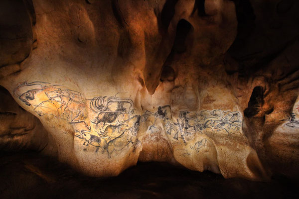 La fresque des lions à la grotte Chauvet 2 Ardèche