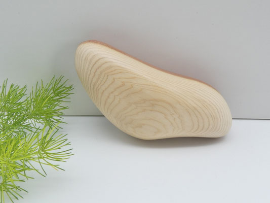 Handschmeichler aus Holz - Zeder (Bleistiftzeder)